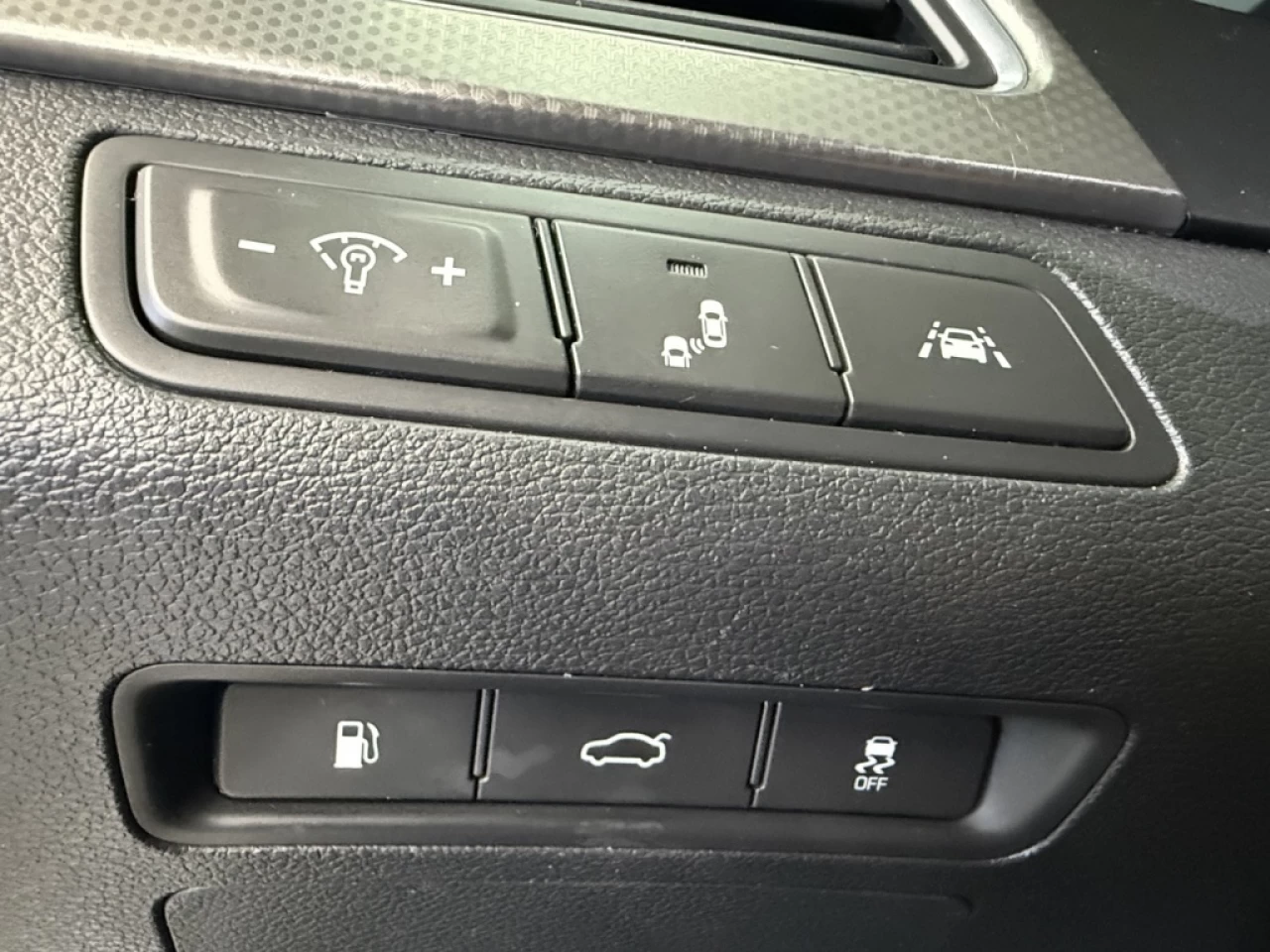 2016 Hyundai Sonata 2.0T Sport Ultimate CUIR NAV TOIT **APPROUVÉ À 99. Image principale