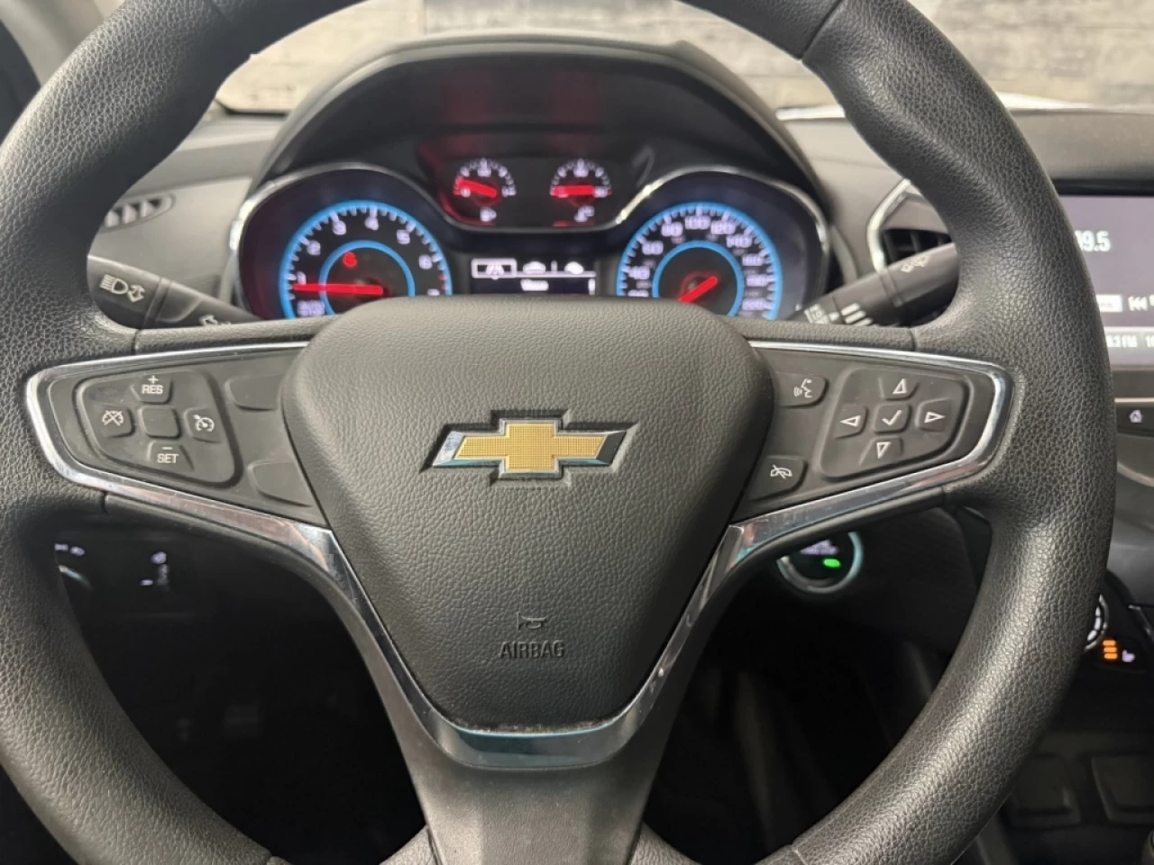 2018 Chevrolet Cruze LT AUTO CAM DE RECUL ** APPROUVÉ À 99.9% ** Main Image
