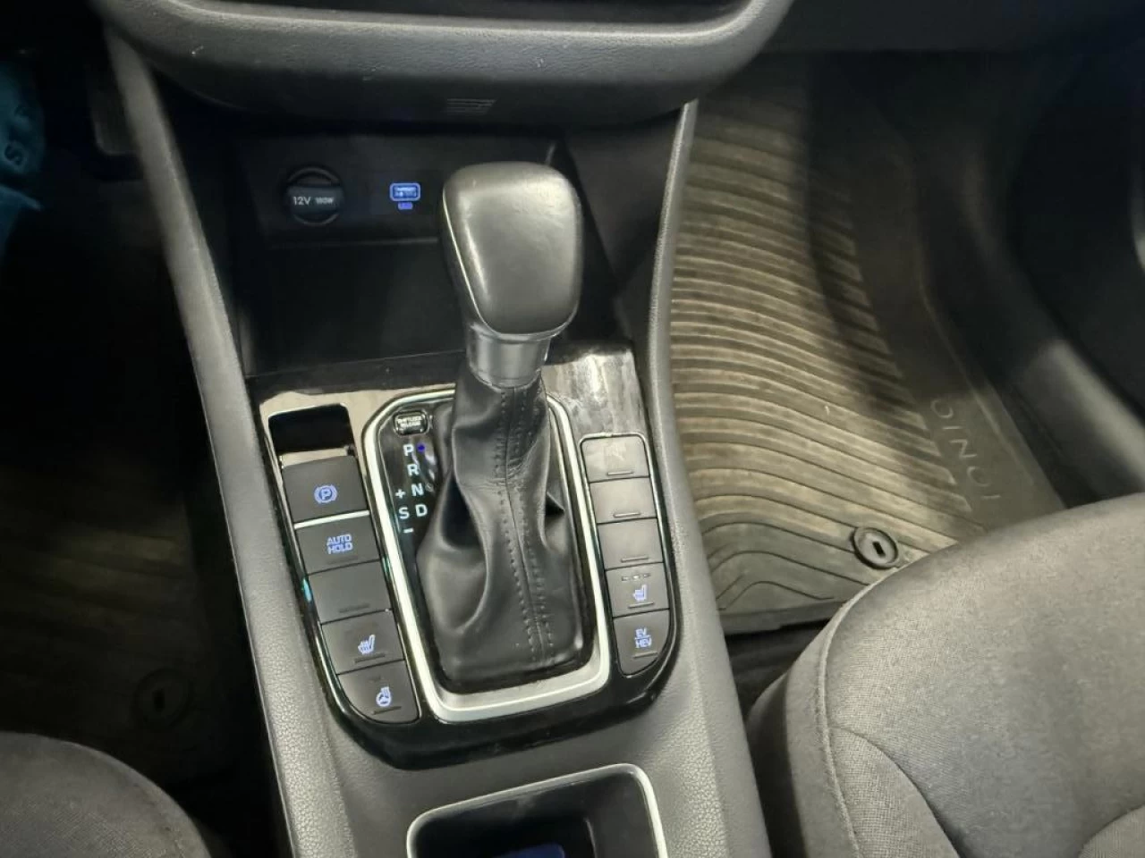 2021 Hyundai Ioniq PrivilÉgiÉ HYBRIDE APPLE CARPLAY TOIT **APPROUVÉE Main Image