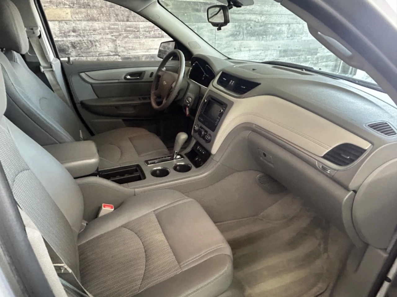 2017 Chevrolet Traverse 8 PASS AWD BLUETOOTH CAM DE RECUL ***APPROUVÉE 99. Main Image