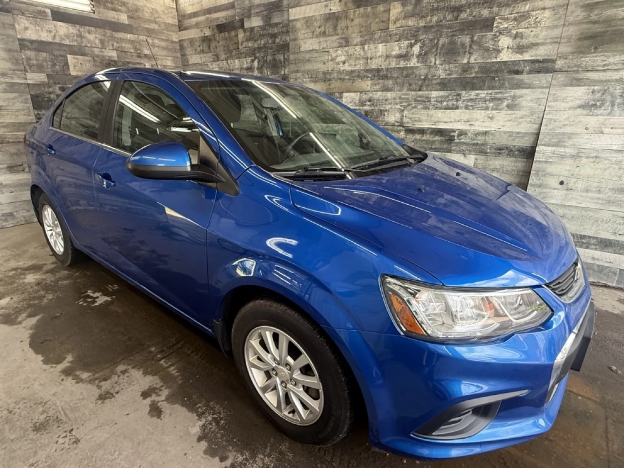 2018 Chevrolet Sonic LT Main Image