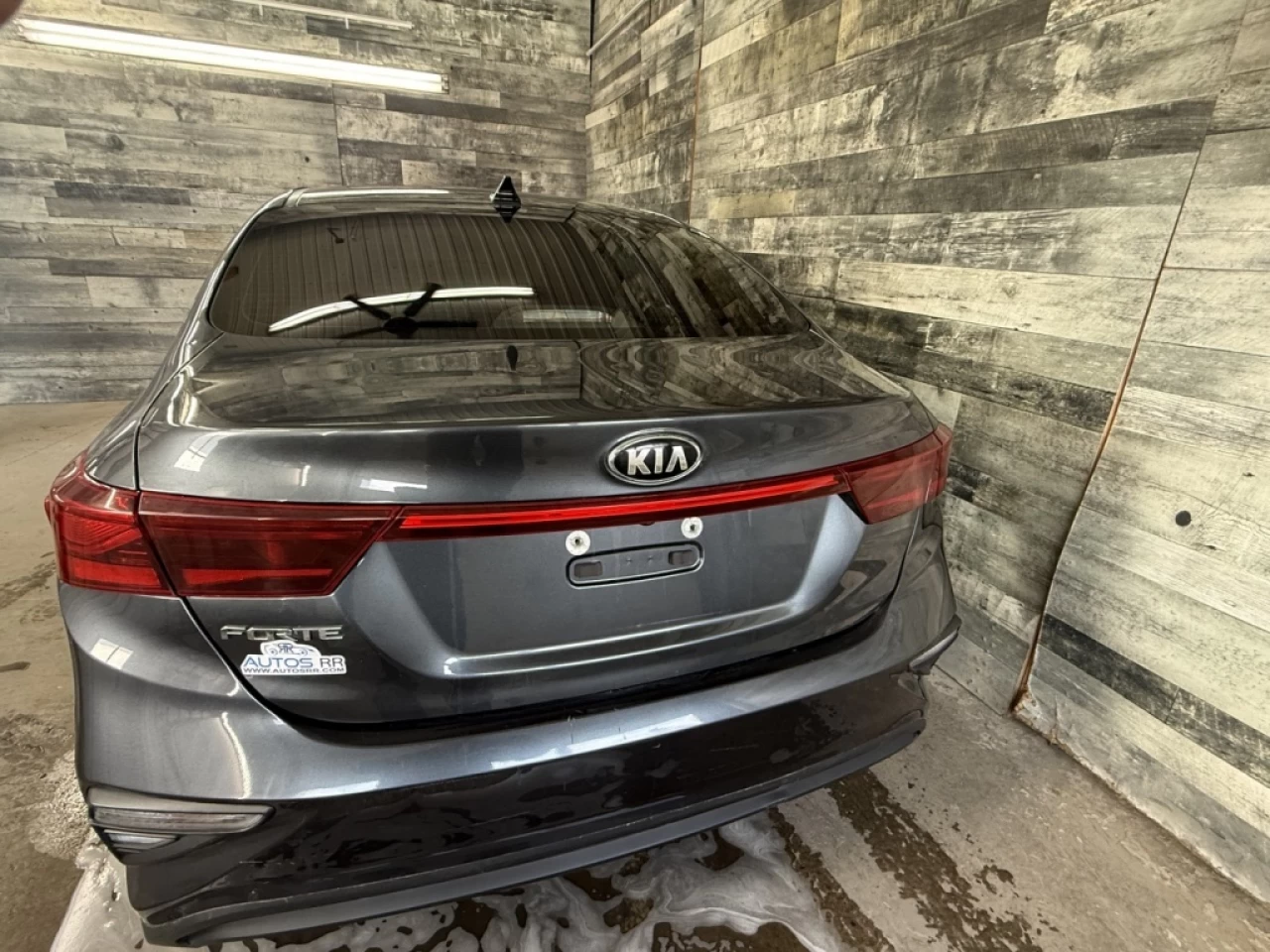 2020 Kia Forte LX Sieges chauffant Bluetooth **ApprouvÉe 99,9%** Main Image