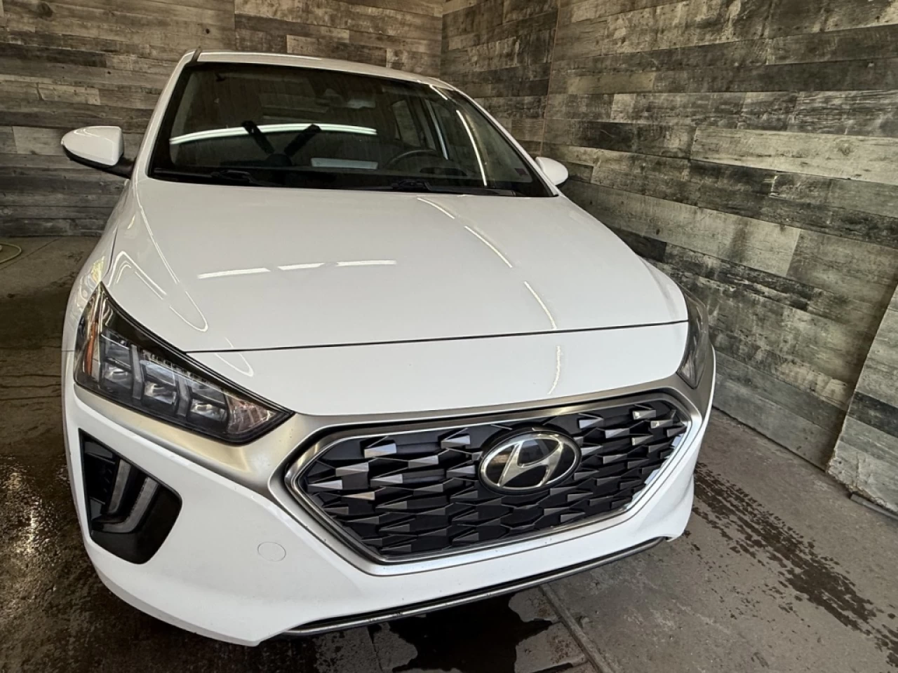 2021 Hyundai Ioniq PrivilÉgiÉ HYBRIDE APPLE CARPLAY TOIT **APPROUVÉE Main Image