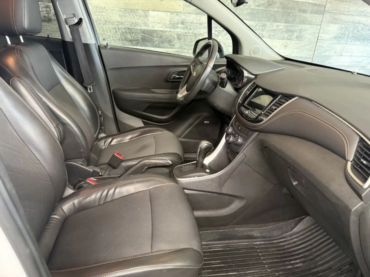 2018 Chevrolet Trax LT AWD CUIR TOIT CAM DE RECUL **APPROUVÉ À 99.9%** Image principale