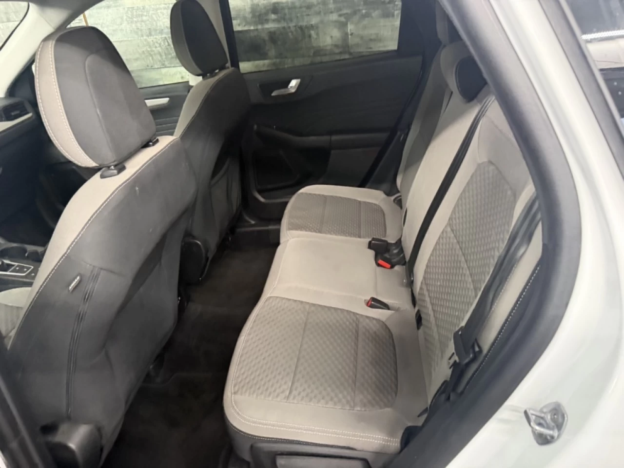 2021 Ford Escape SE AWD CAM DE RECUL ** APPROUVÉ À 99.9%** Main Image