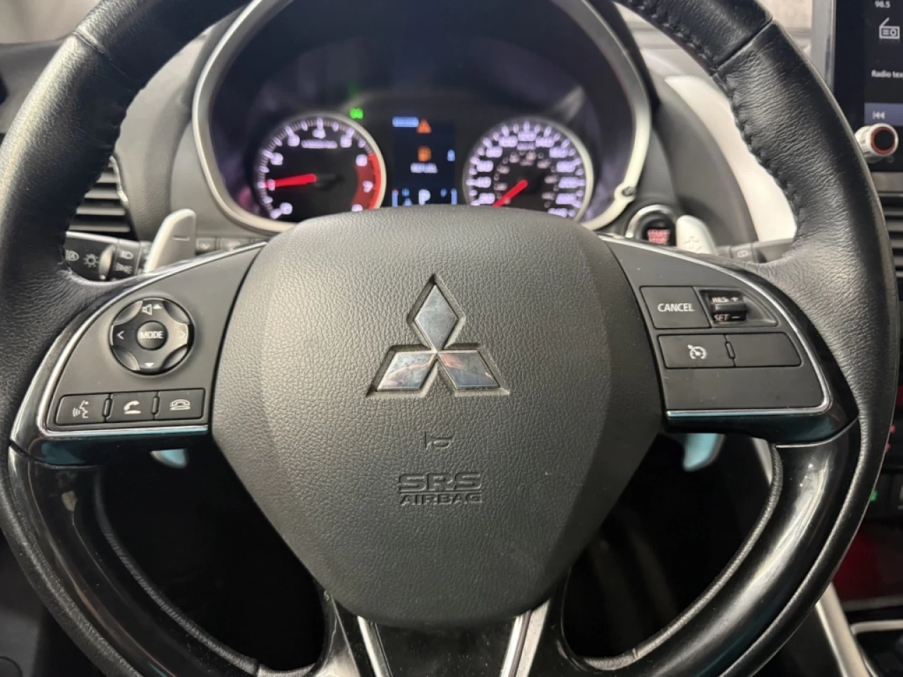 2022 Mitsubishi Eclipse Cross SE AWD CAM DE RECUL ** APPROUVÉ À 99.9%** Image principale