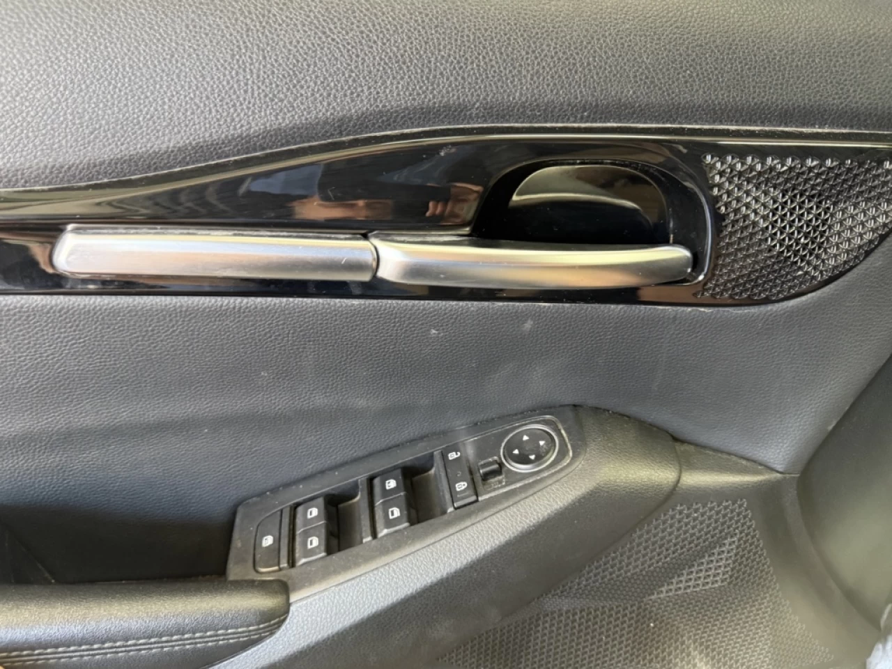 2022 Kia Seltos EX AWD CUIR TOIT PANO **APPROUVÉ À 99.9%** Main Image