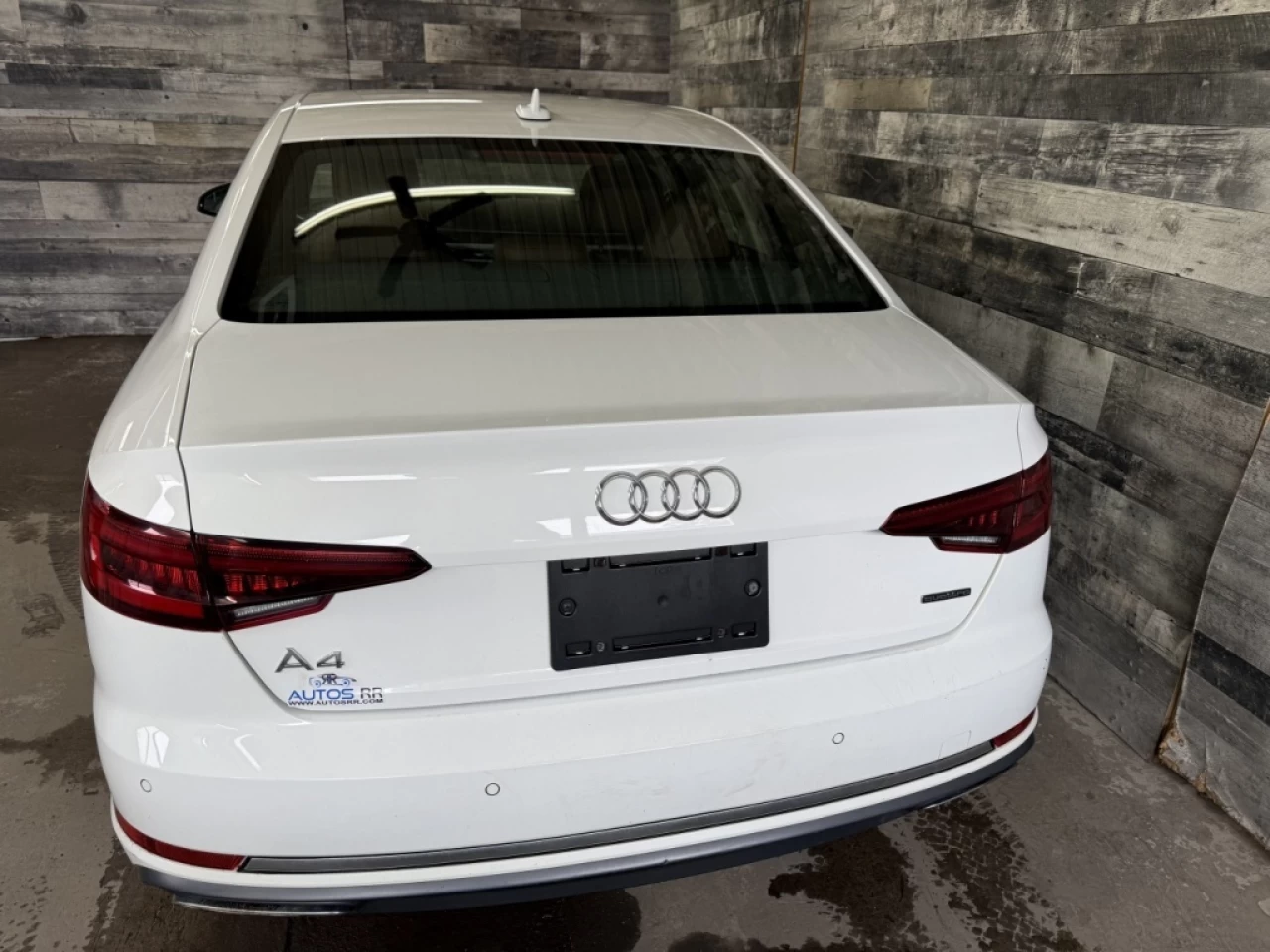 2019 Audi berline A4 Komfort Toit Cuir Sieges chauffant Bluetooth**Appr Main Image