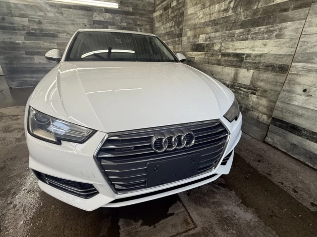 Audi A4 Komfort S TRONIC AWD CUIR TOIT **APPROUVÉ À 99.9%* 2018