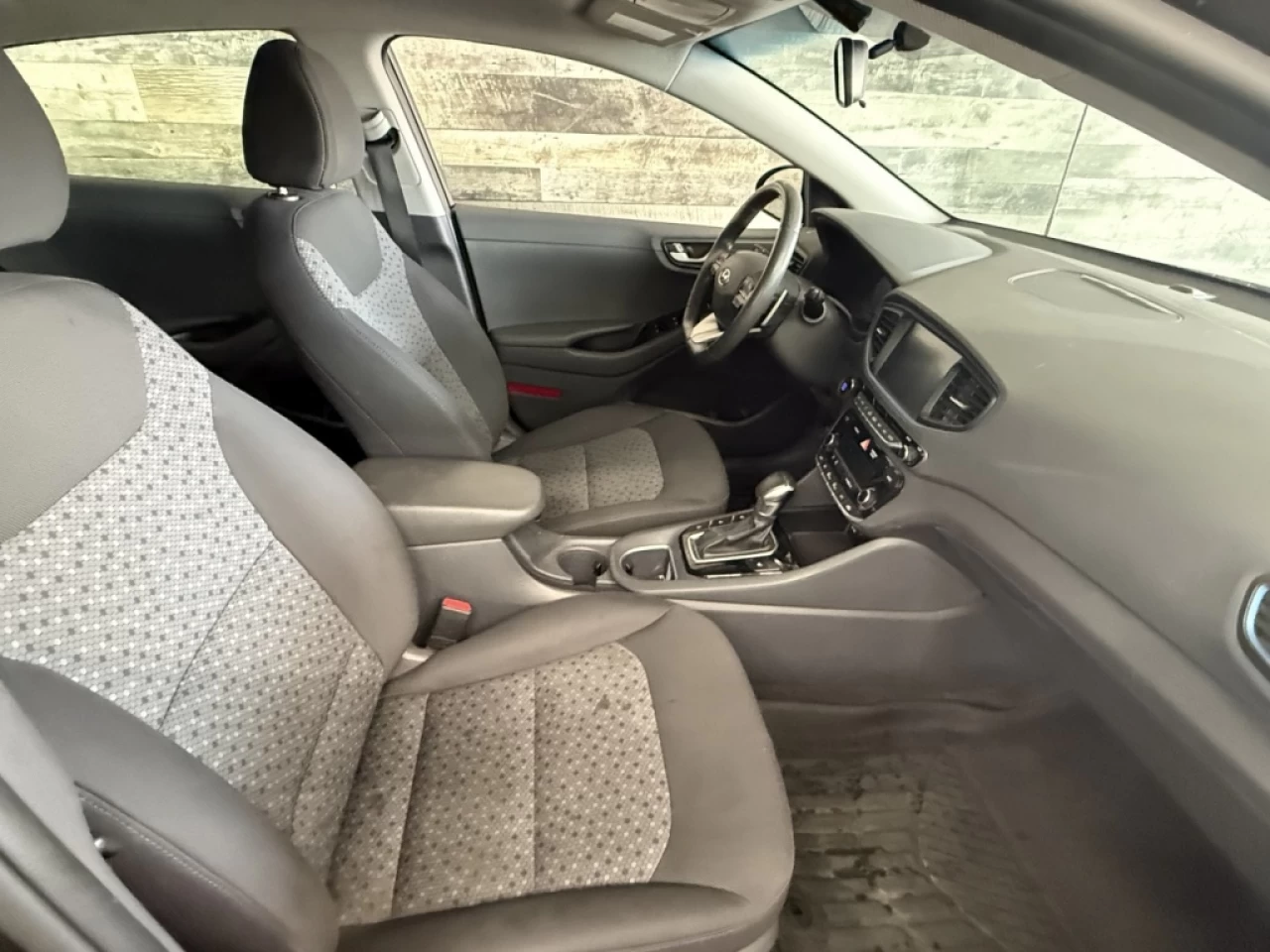 2019 Hyundai Ioniq PrivilÉgiÉ HYBRID PLUG-IN NAV MAGS ** APPROUVÉ À 9 Image principale