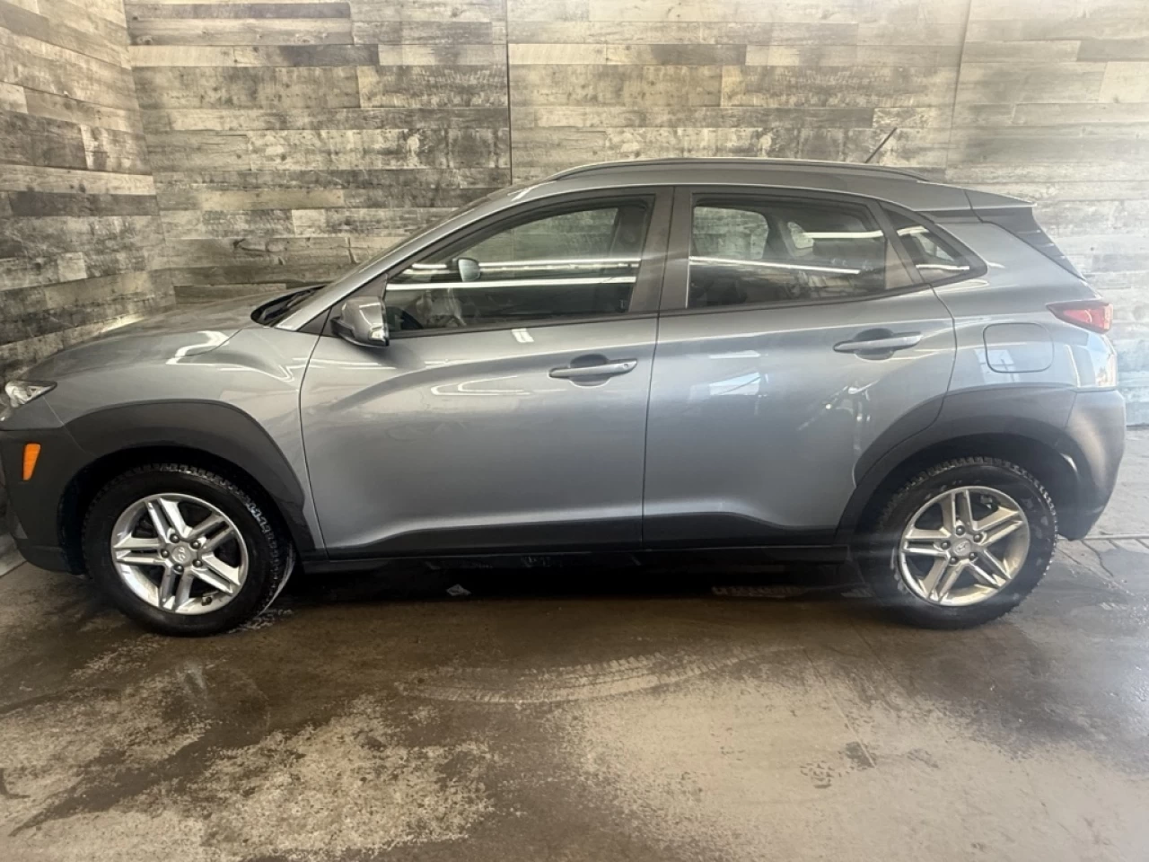 2019 Hyundai Kona Essential AWD CAM DE RECUL BLUETOOTH **APPROUVÉ À Main Image