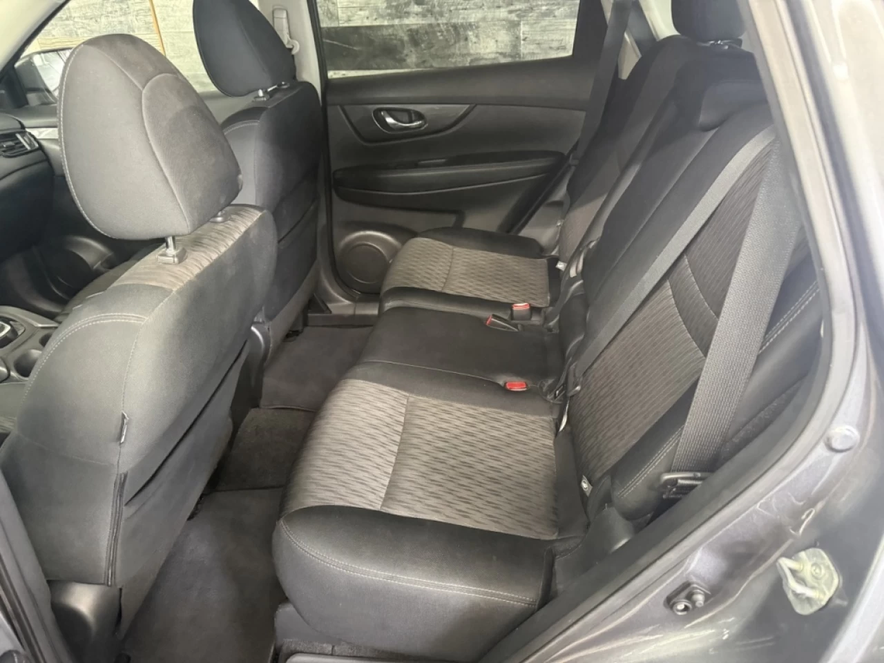 2019 Nissan Rogue SV AWD TOIT PANO CAM DE RECUL** APPROUVÉ À 99.9% * Image principale