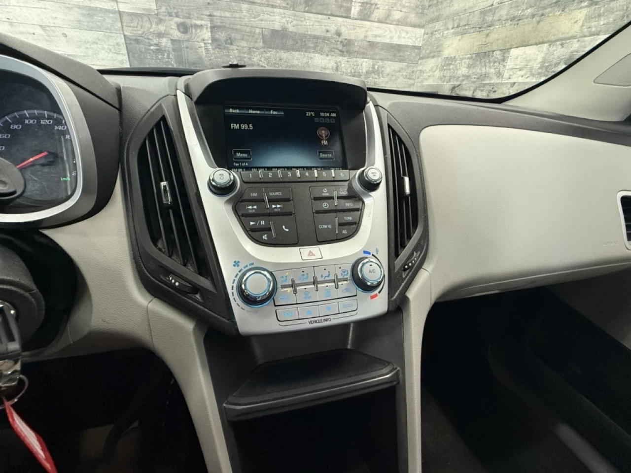 2017 Chevrolet Equinox 4X4 CAM DE RECUL BLUETOOTH **APPROUVÉ À 99.,9%** Main Image