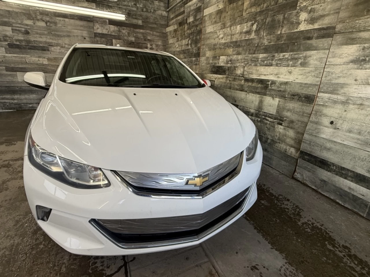2018 Chevrolet Volt LT HYBRID PLUG-IN MAGS ** APPROUVÉ À 99,9% ** Main Image