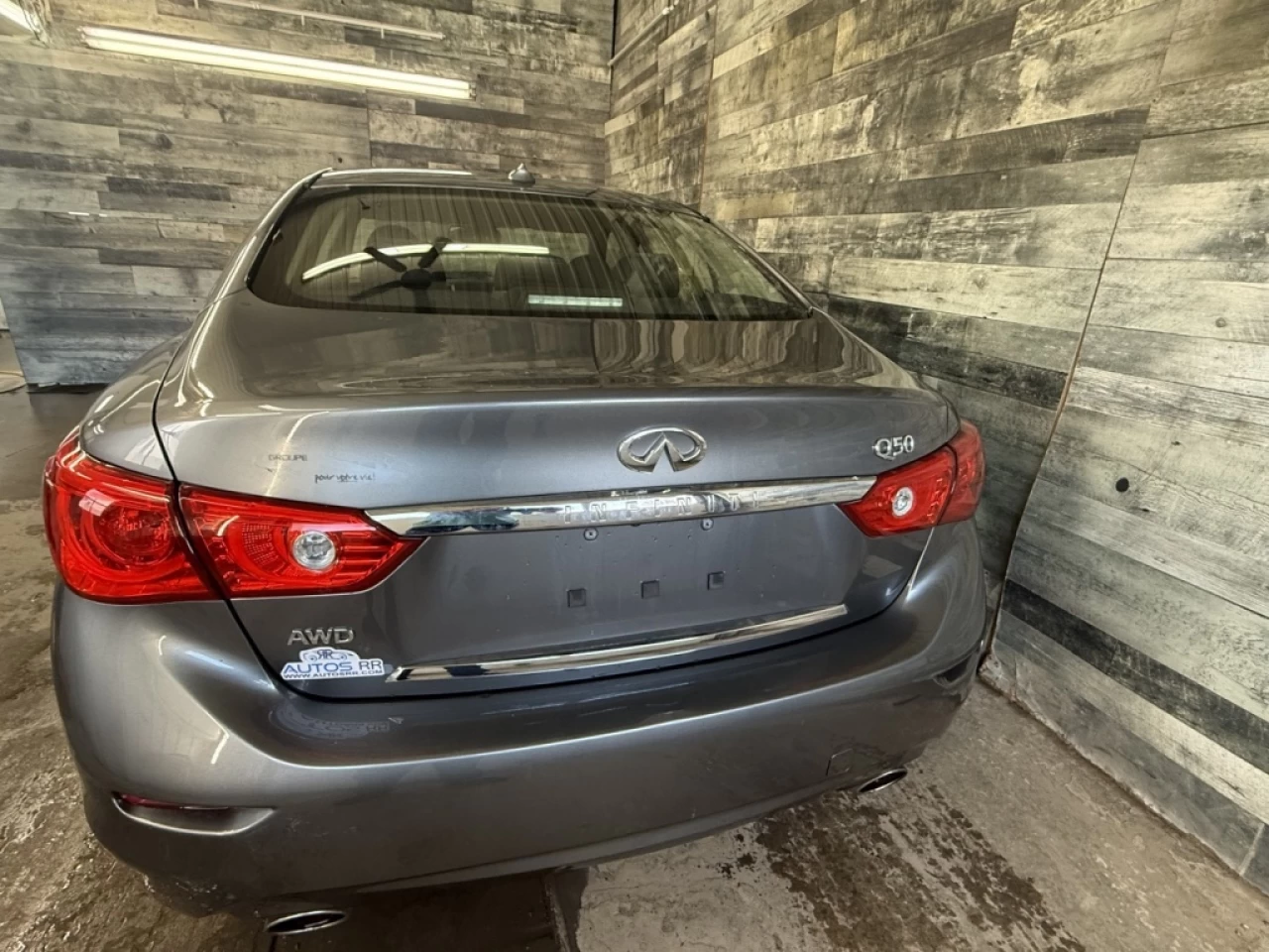 2017 Infiniti Q50 AWD CUIR TOIT NAV **APPROUVÉ À 99.9%** Main Image