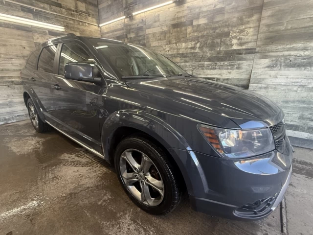 Dodge Journey Crossroad AWD CUIR BLUETHOOT **APPROUVÉE 99,9%** 2018