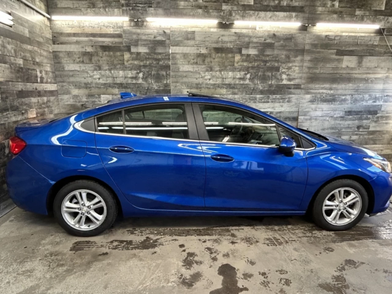 2018 Chevrolet Cruze LT Auto Toit CamÉra de recul ** APPROUVÉE 99,9% ** Main Image