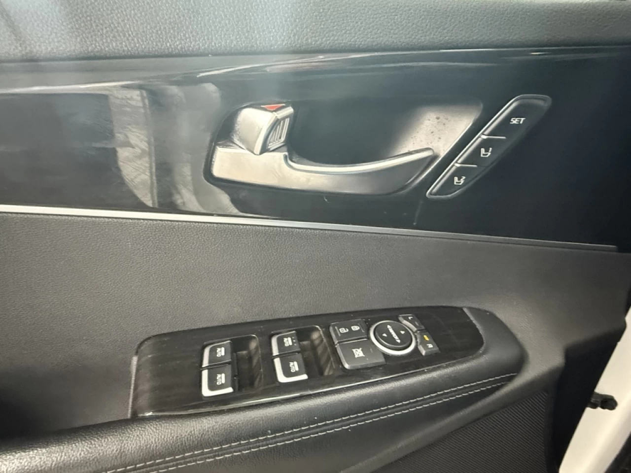 2019 Kia Sorento EX 7 PASS  AWD CUIR ** APPROUVÉ À 99.9% ** Image principale