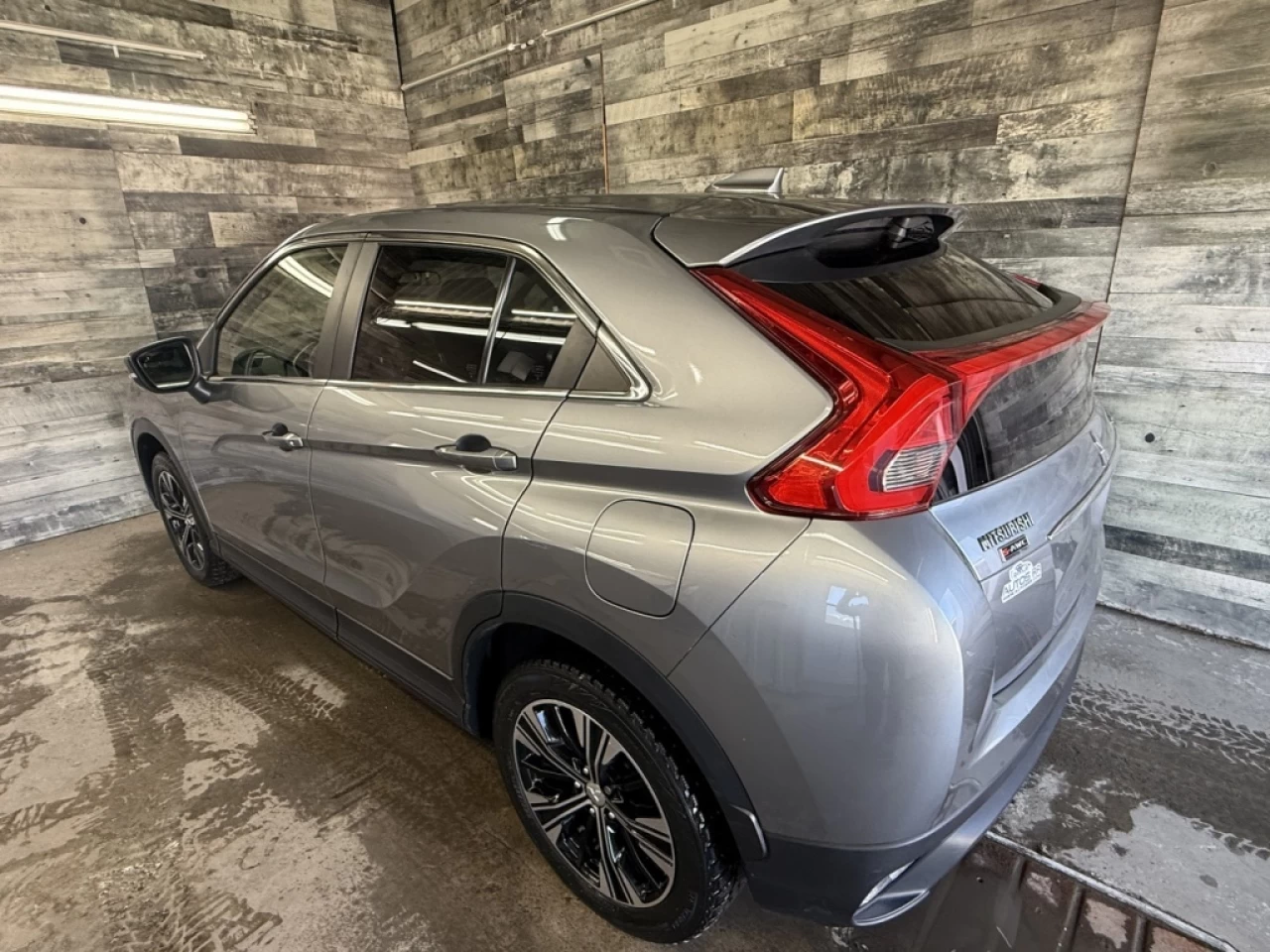 2019 Mitsubishi Eclipse Cross SE AWD MAGS ** APPROUVÉ À 99.9% ** Main Image