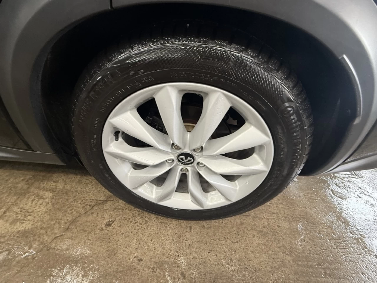 2019 Infiniti QX50 Luxe AWD CUIR TOIT PANO NAV ** APPROUVÉ À 99.9% ** Main Image