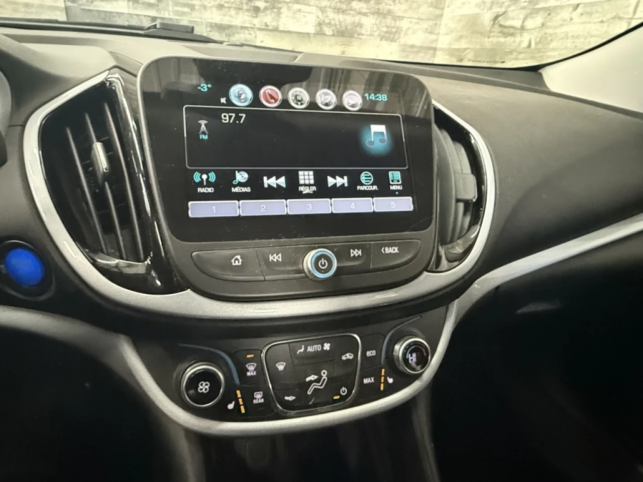 2018 Chevrolet Volt LT HYBRID PLUG-IN MAGS ** APPROUVÉ À 99,9% ** Main Image