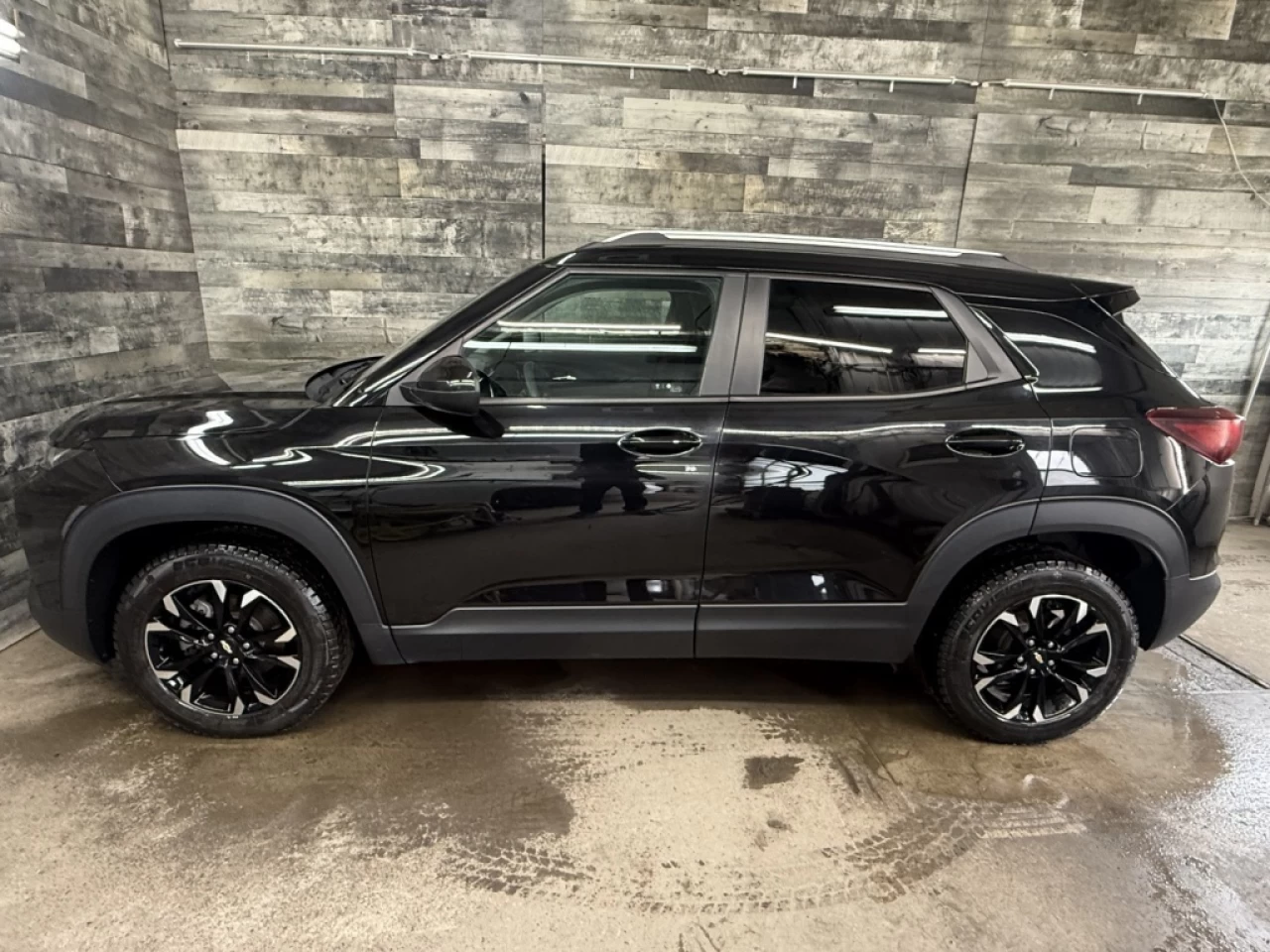 2021 Chevrolet TrailBlazer LT AWD MAGS ** APPROUVÉ À 99.9% ** Main Image