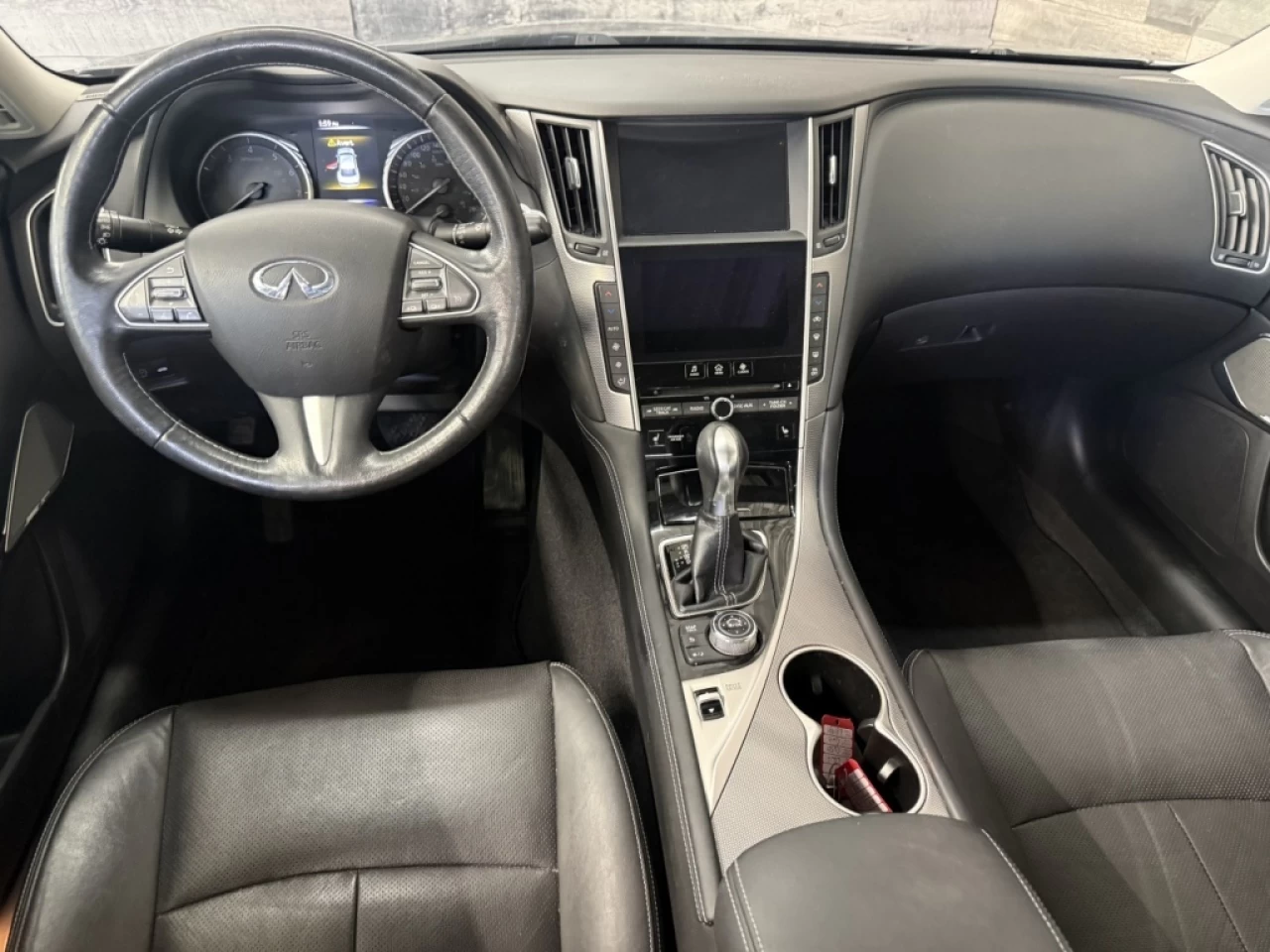 2017 Infiniti Q50 AWD CUIR TOIT NAV **APPROUVÉ À 99.9%** Main Image