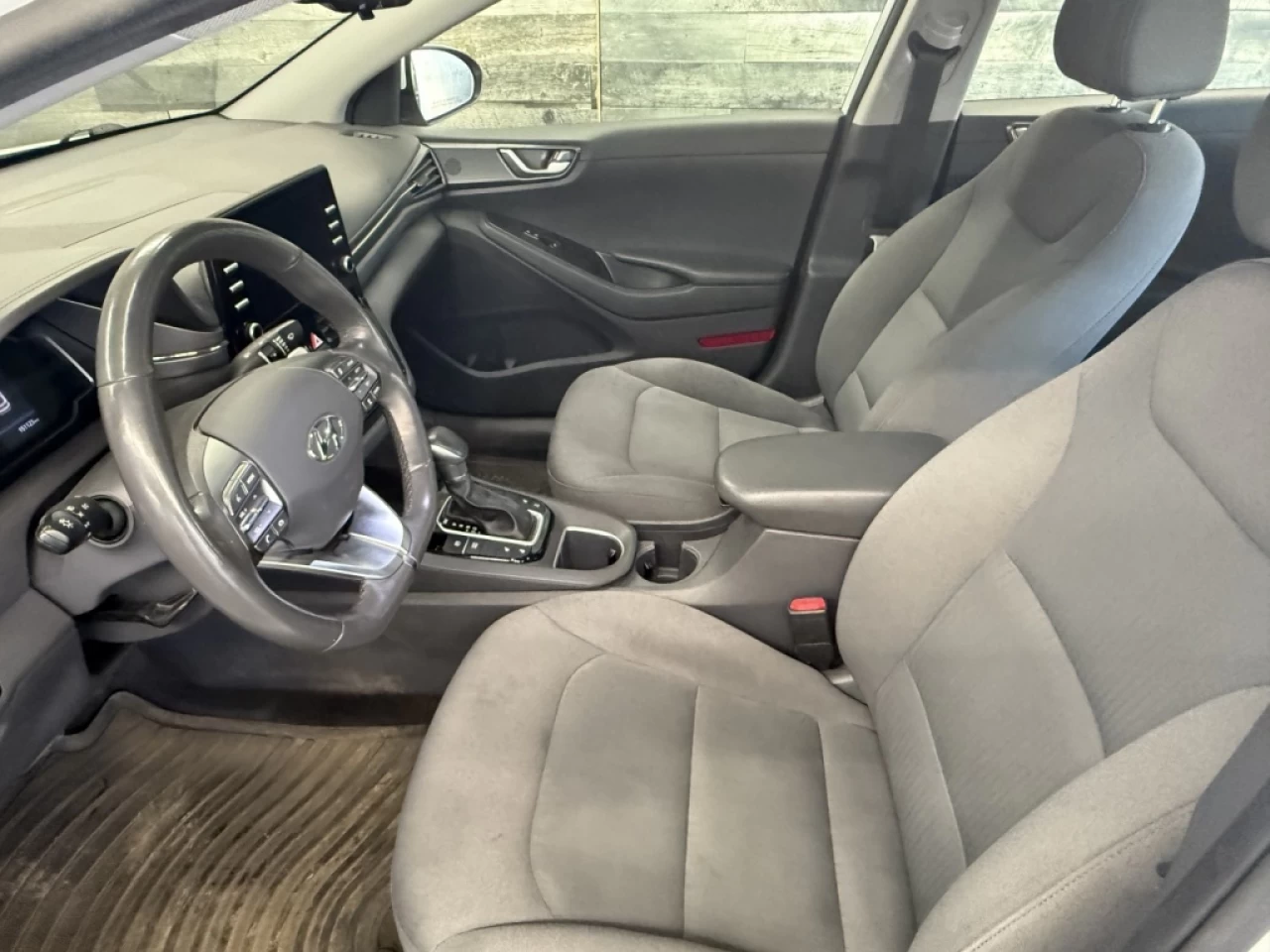 2021 Hyundai Ioniq PrivilÉgiÉ HYBRIDE APPLE CARPLAY TOIT **APPROUVÉE Main Image