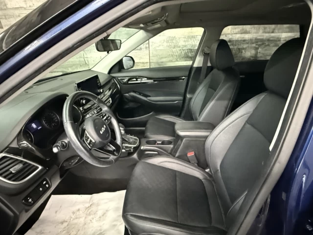 Kia Seltos EX Awd cuir apple carplay Toit **approuvée 99,9%** 2023