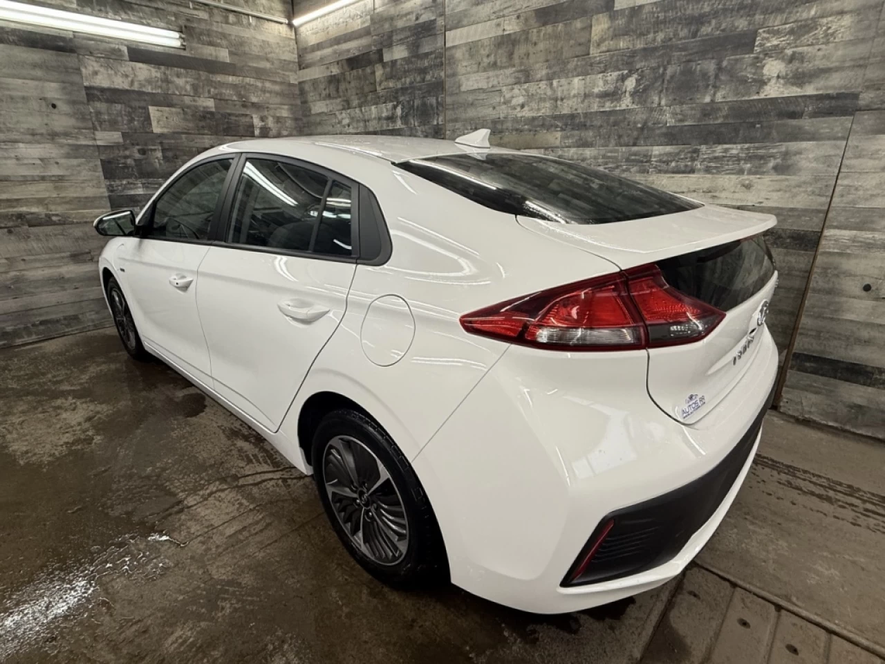 2020 Hyundai Ioniq PrivilÉgiÉ HYBRIDE APPLE CAR PLAY NAV **APPROUVÉE Main Image