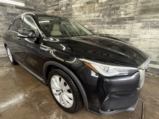 Infiniti QX50 Luxe AWD CUIR TOIT PANO NAV ** APPROUVÉ À 99.9% ** 2019