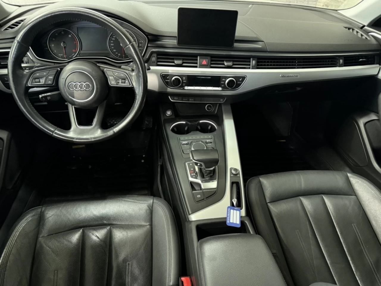 2018 Audi A4 Komfort S TRONIC AWD CUIR TOIT **APPROUVÉ À 99.9%* Main Image