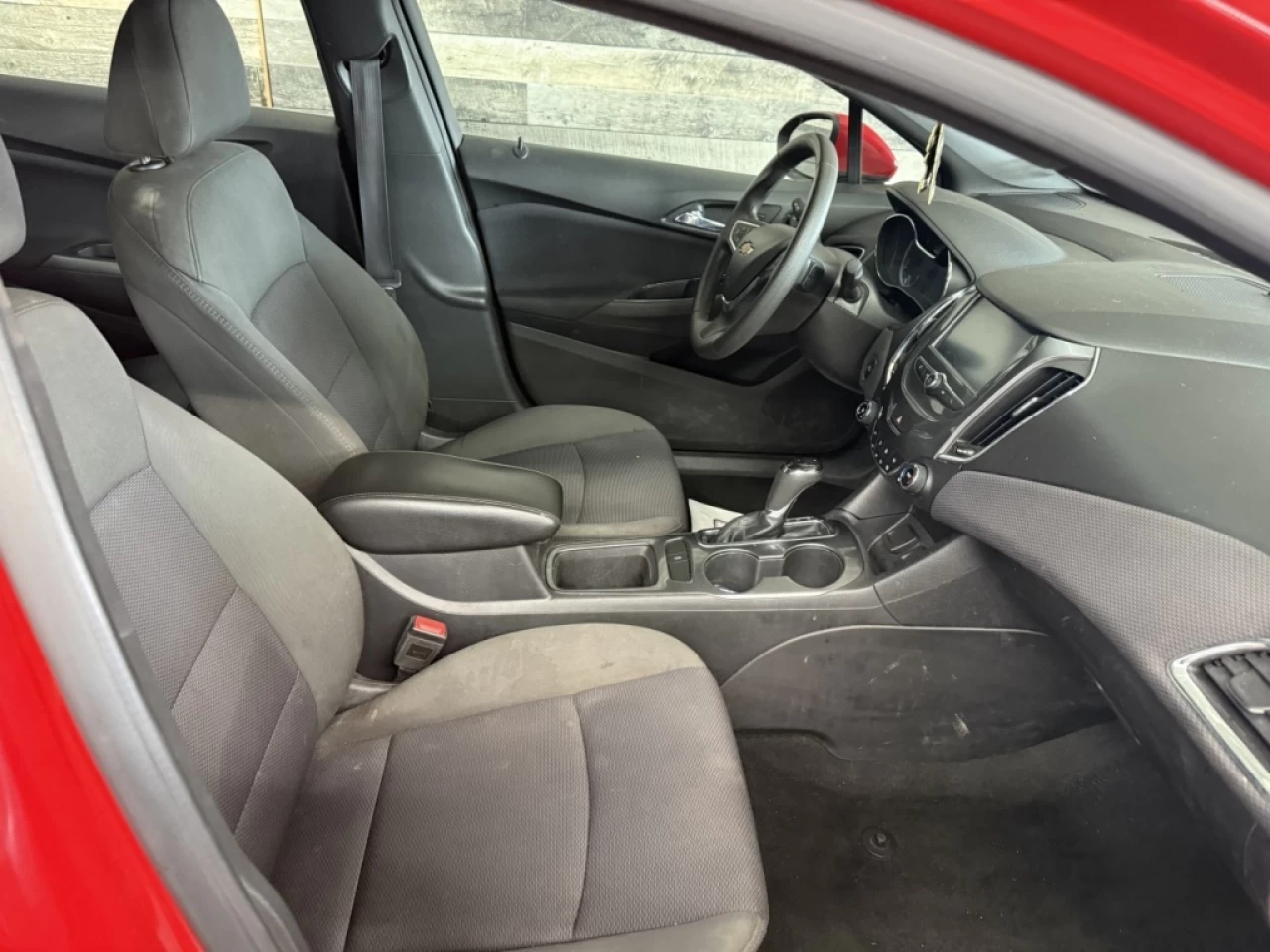 2017 Chevrolet Cruze LT AUTO CAM DE RECUL **APPOROUVÉ À 99.9%** Main Image