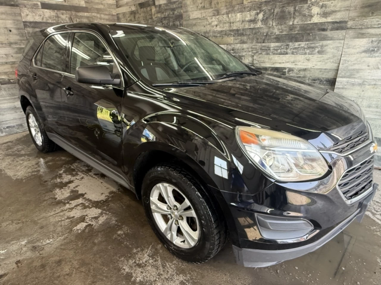 2017 Chevrolet Equinox 4X4 CAM DE RECUL BLUETOOTH **APPROUVÉ À 99.,9%** Main Image