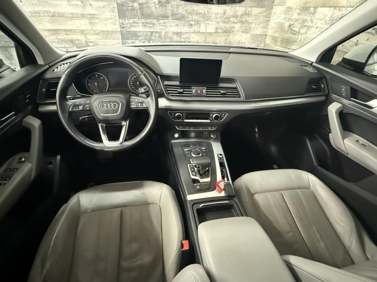2019 Audi Q5 Komfort AWD CUIR ** APPROUVÉ À 99.9% ** Main Image