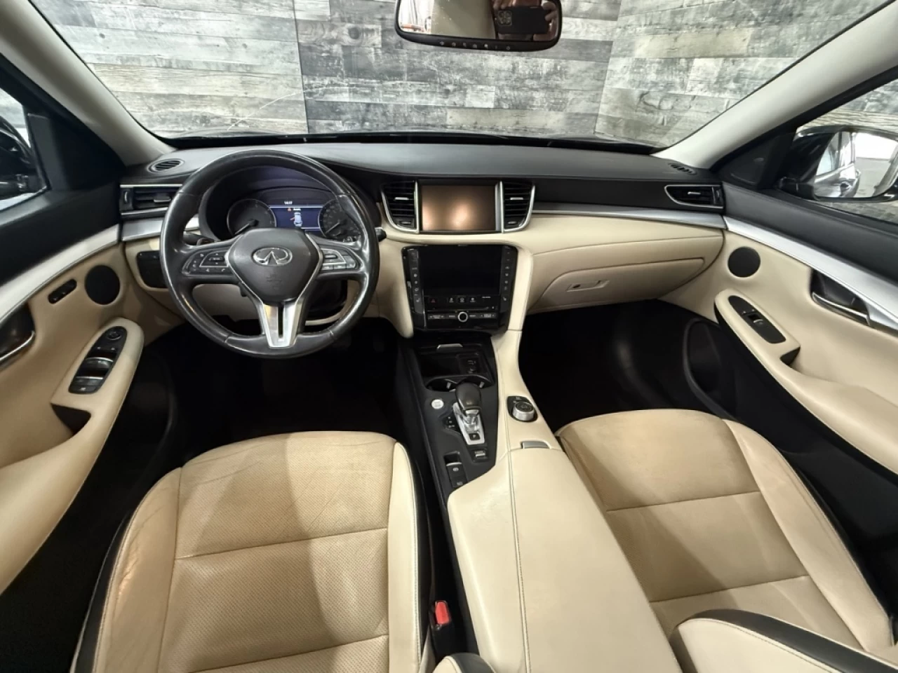 2019 Infiniti QX50 Luxe AWD CUIR TOIT PANO NAV ** APPROUVÉ À 99.9% ** Main Image