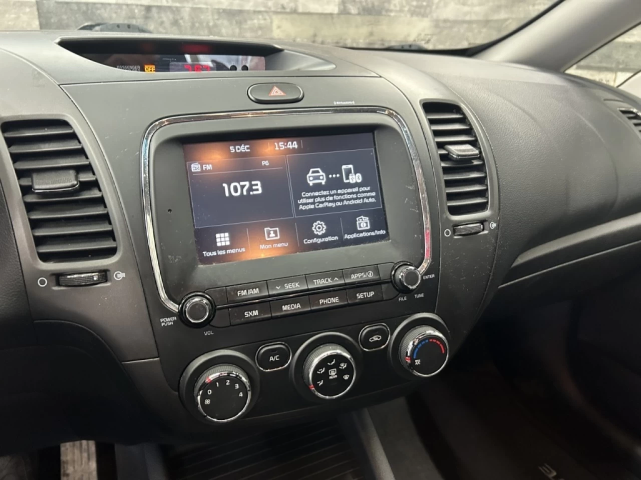 2018 Kia Forte Auto Cam de Recul S. Chauffant ** APPROUVÉE 99.9% Image principale