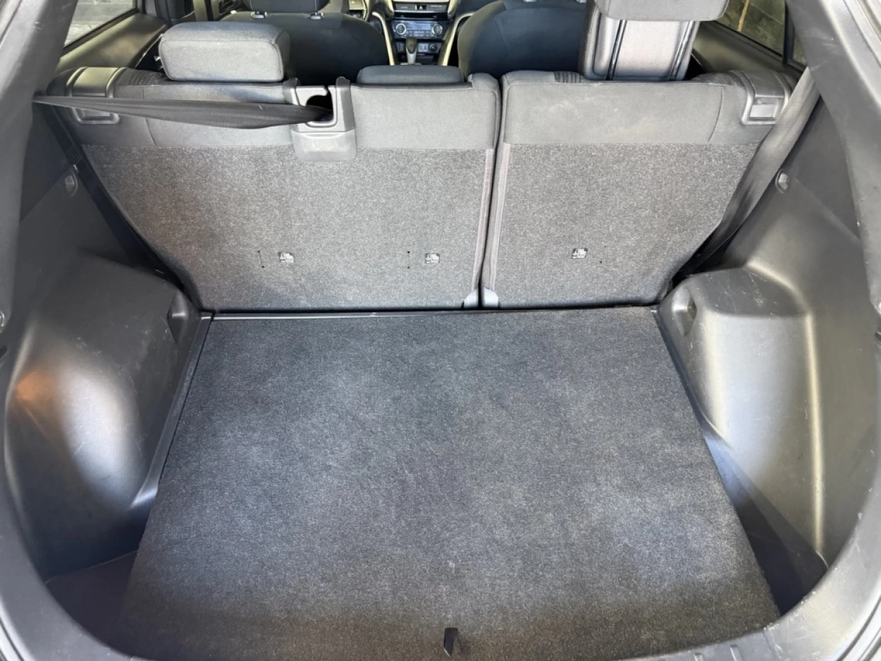 2019 Mitsubishi Eclipse Cross SE AWD MAGS ** APPROUVÉ À 99.9% ** Main Image