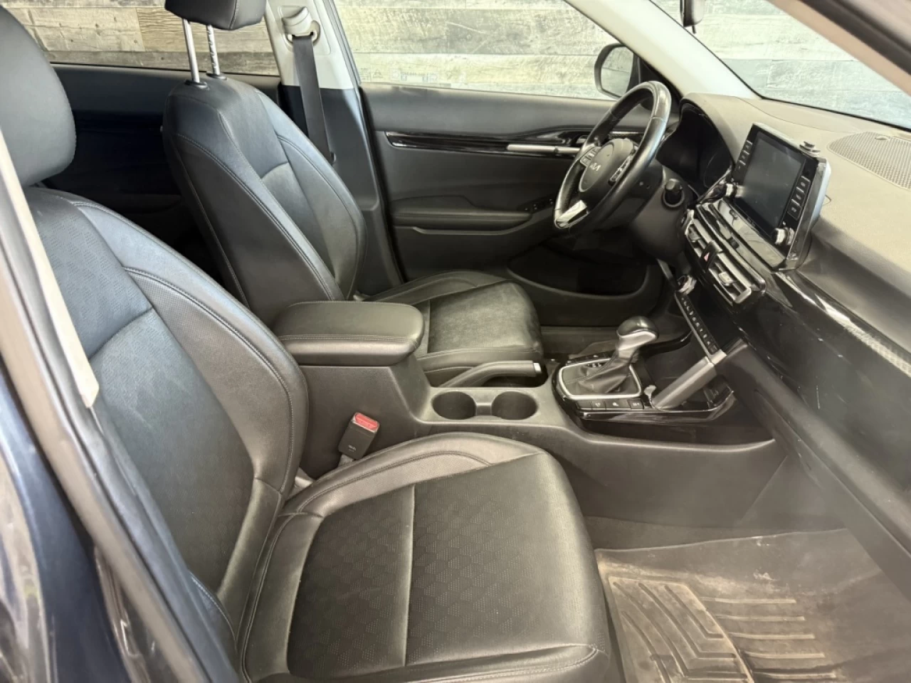 2022 Kia Seltos EX AWD CUIR TOIT PANO **APPROUVÉ À 99.9%** Main Image