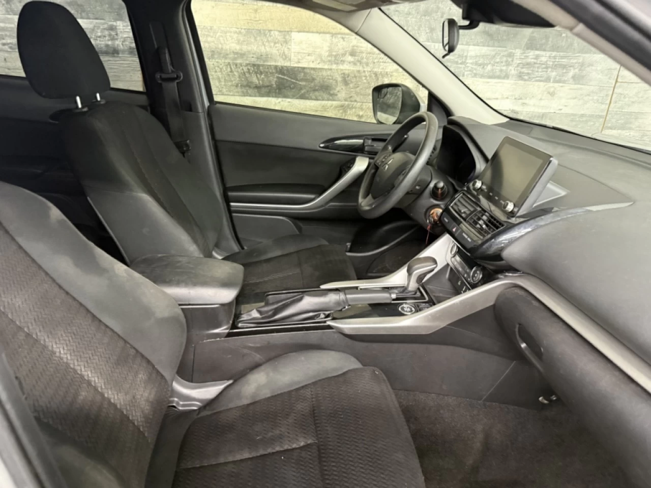 2022 Mitsubishi Eclipse Cross ES AWD BLUETOOTH MAGS **APPROUVÉ À 99.9%** Main Image