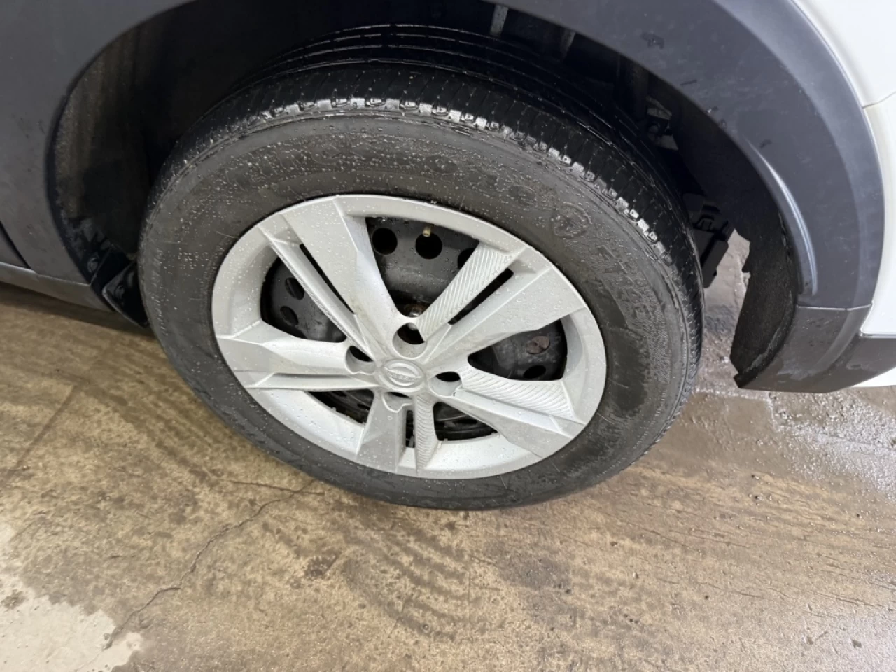 2022 Nissan Kicks S Bluetooth commande au volant cam de recul **Appr Main Image