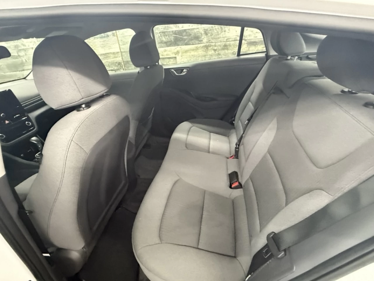 2020 Hyundai Ioniq PrivilÉgiÉ HYBRIDE APPLE CAR PLAY NAV **APPROUVÉE Main Image