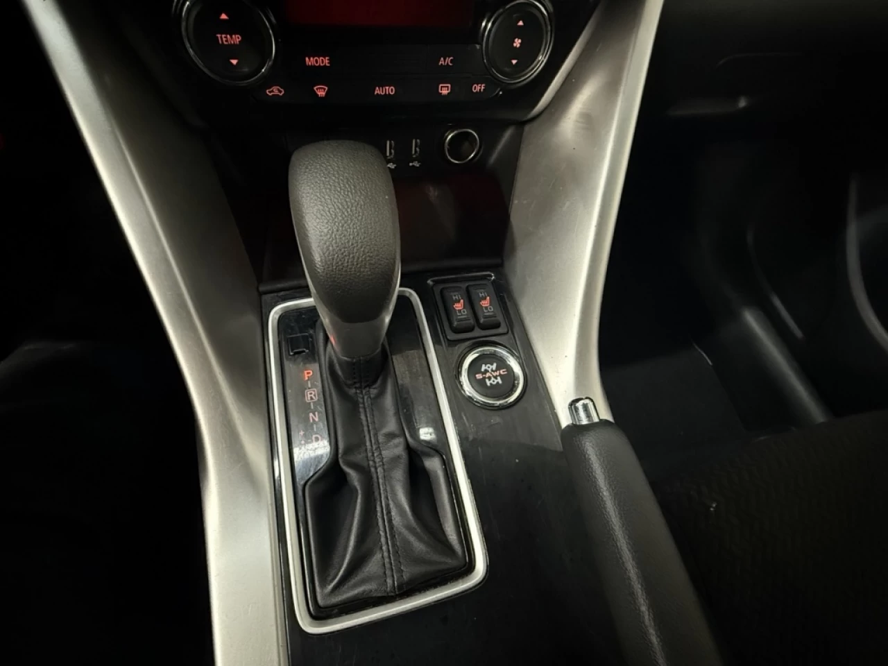 2022 Mitsubishi Eclipse Cross ES AWD BLUETOOTH MAGS **APPROUVÉ À 99.9%** Main Image