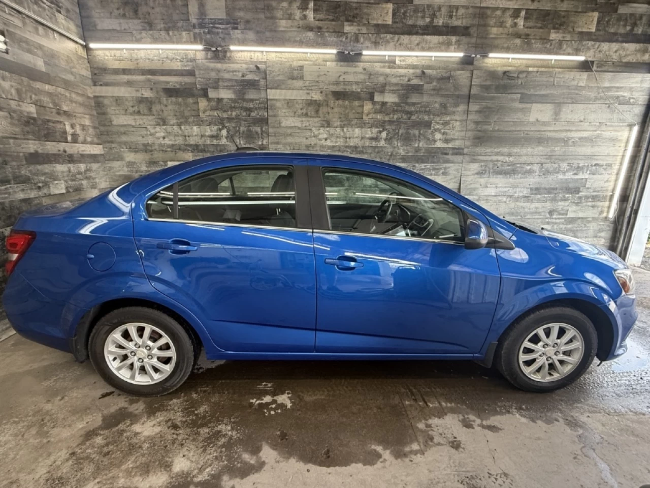 2018 Chevrolet Sonic LT Main Image