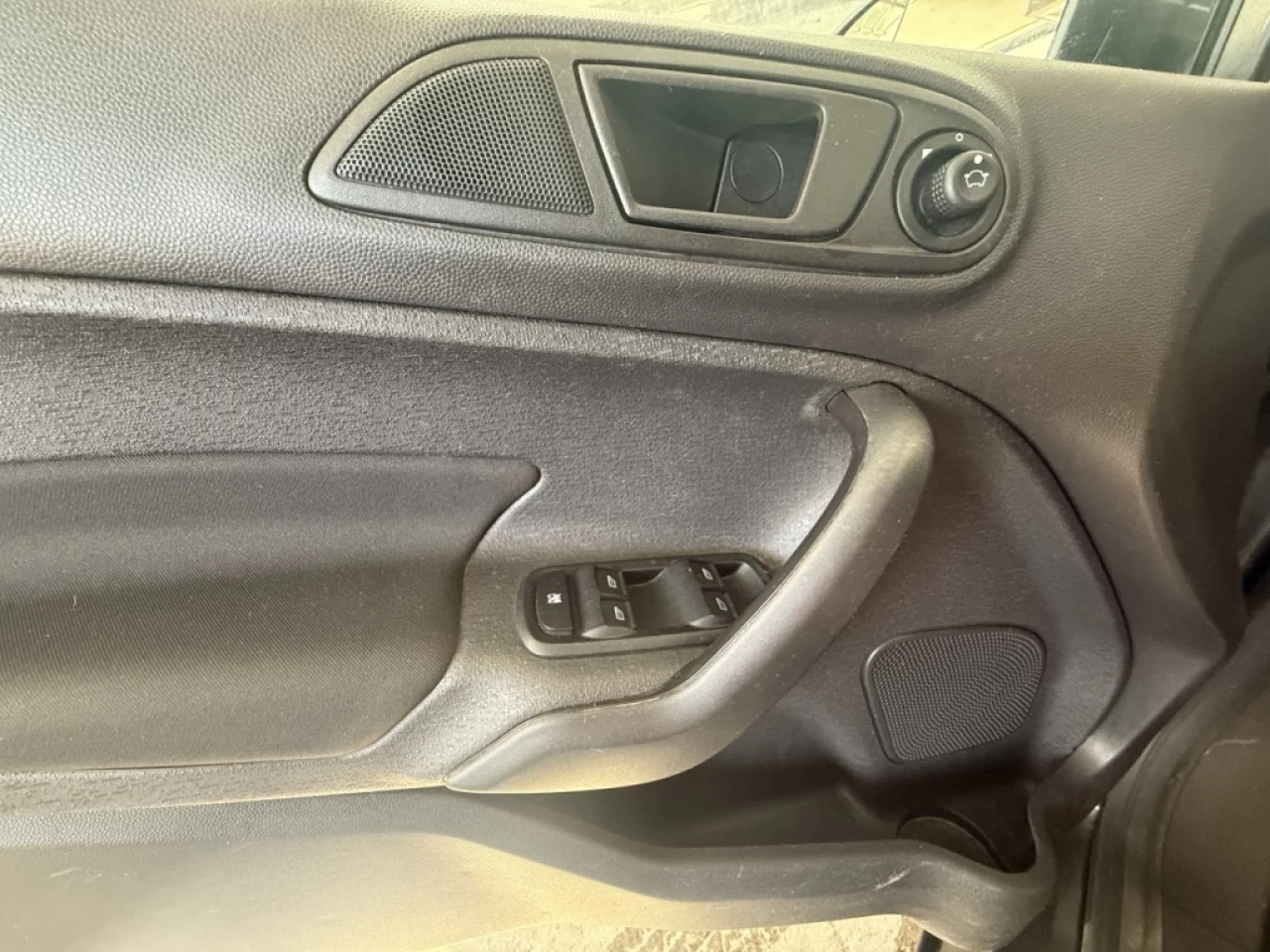 2017 Ford Fiesta SE AUTO BLUETOOTH S,CHAUFFANT **APPROUVÉE 99,9%** Main Image