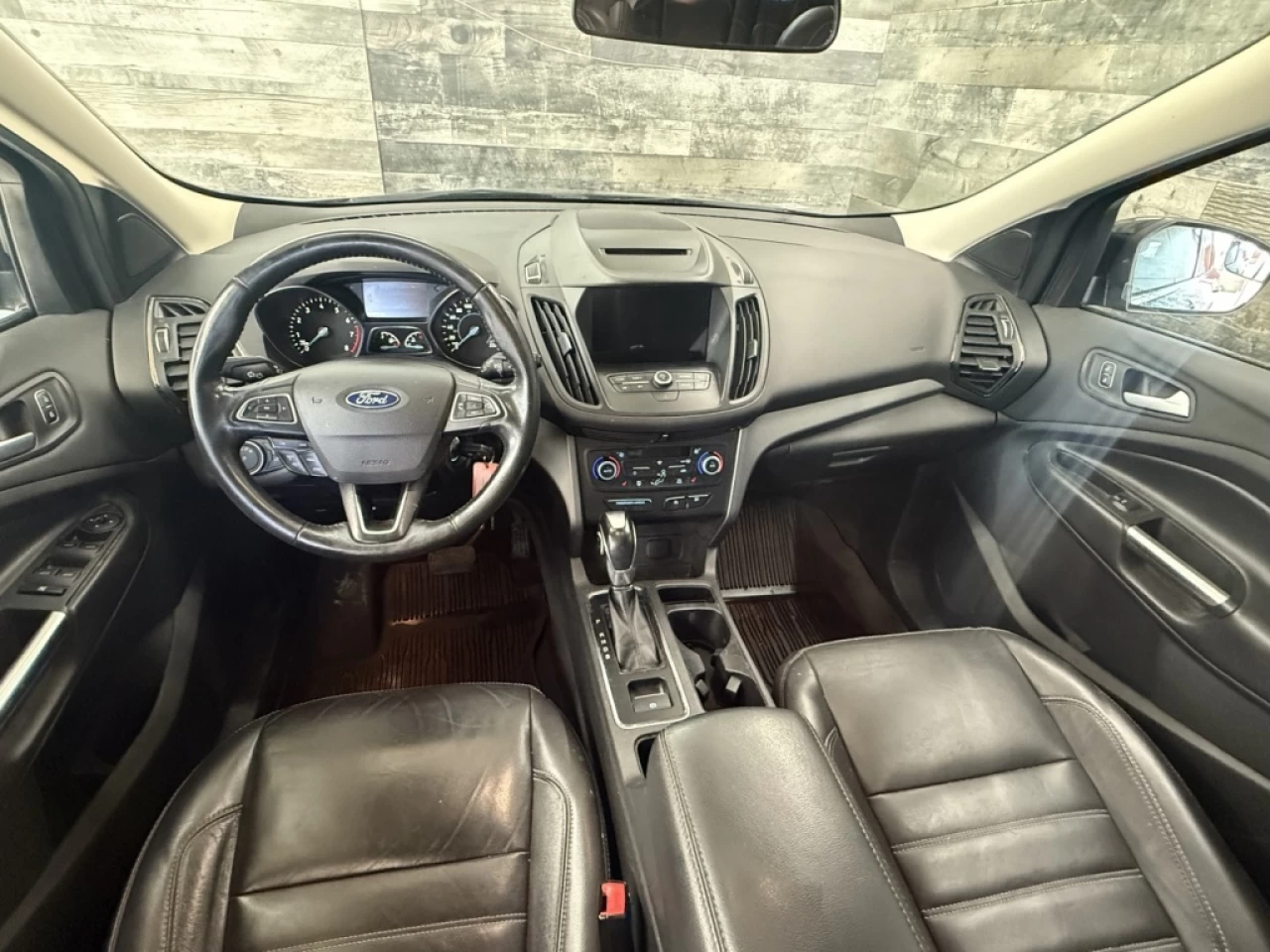 2018 Ford Escape SEL AWD CUIR CAM DE RECUL **APPROUVÉE 99,9%** Main Image