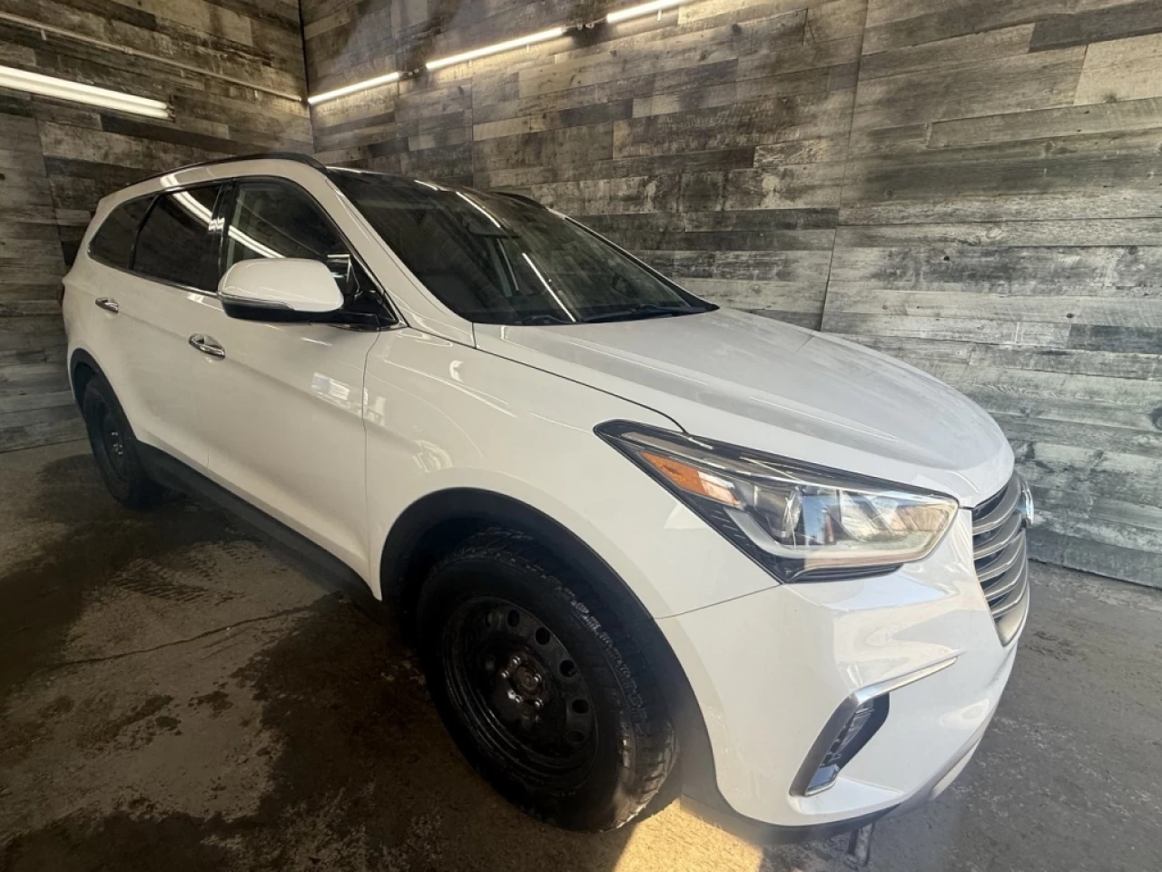 2017 Hyundai Santa Fe XL Luxury AWD 7 PASS CUIR NAV TOIT **APPROUVÉ À 99.9% Main Image