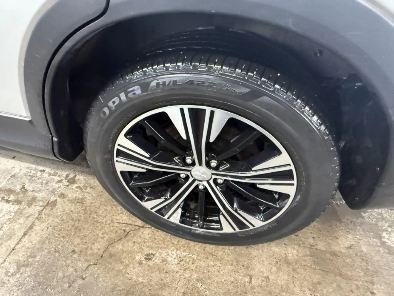 2022 Mitsubishi Eclipse Cross ES AWD BLUETOOTH MAGS **APPROUVÉ À 99.9%** Main Image