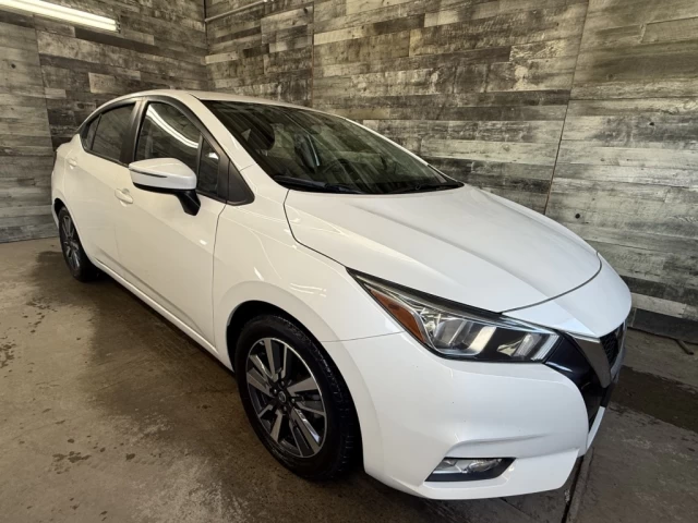 Nissan Versa SV AUTO BLUETOOTH MAGS **APPROUVÉ À 99.9%** 2021
