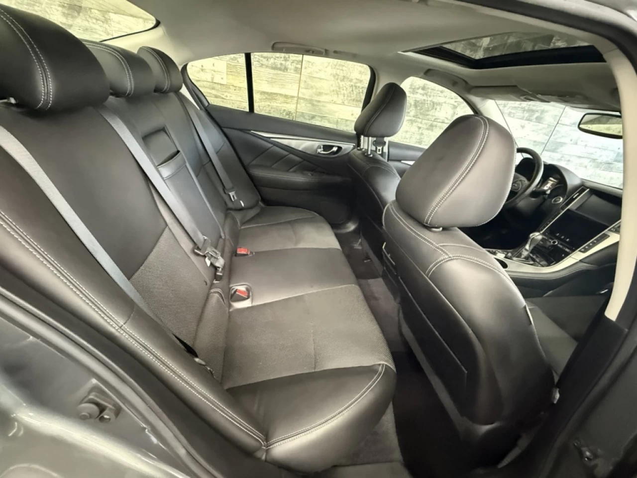 2017 Infiniti Q50 AWD CUIR TOIT NAV **APPROUVÉ À 99.9%** Main Image